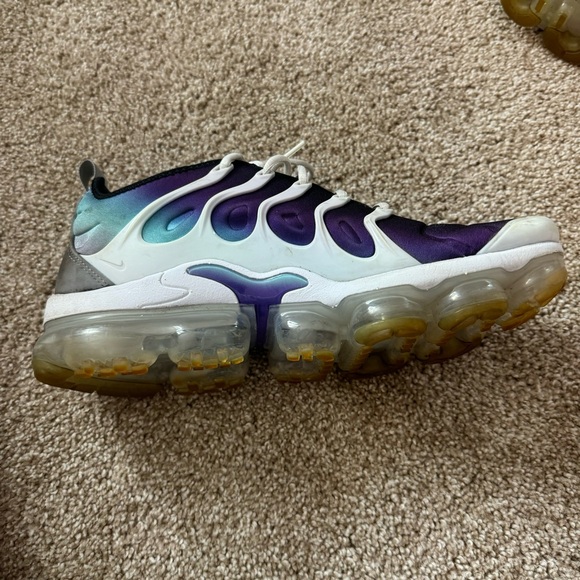 Nike VaporMax Plus - Picture 8 of 9